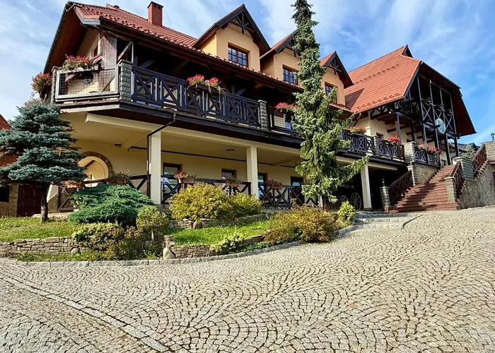 Hotel Lokis